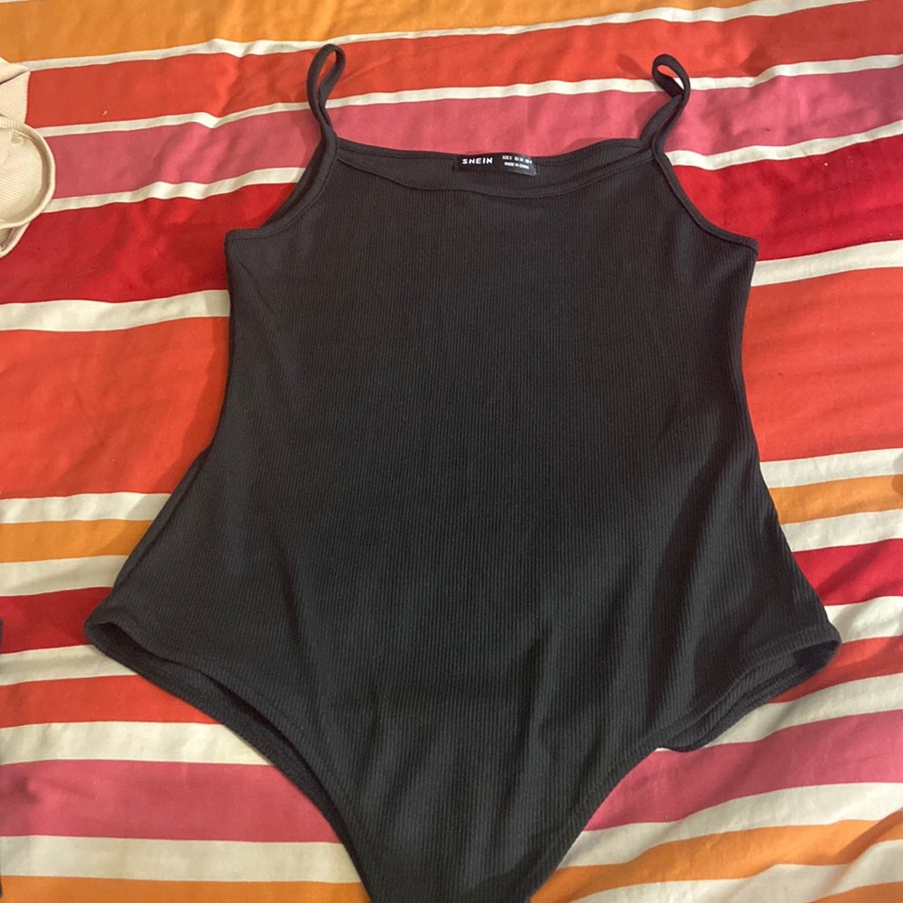 fitted body suit